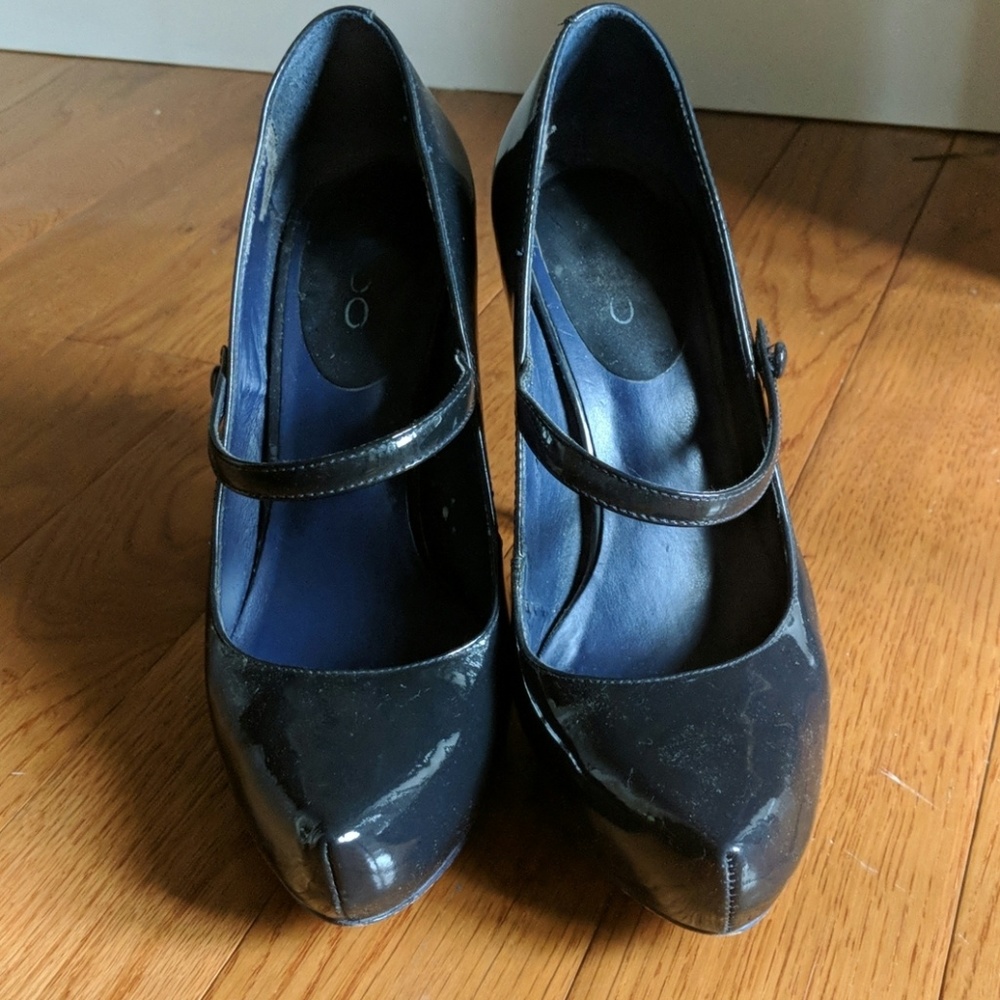 Aldo Navy blue patent leather Heels